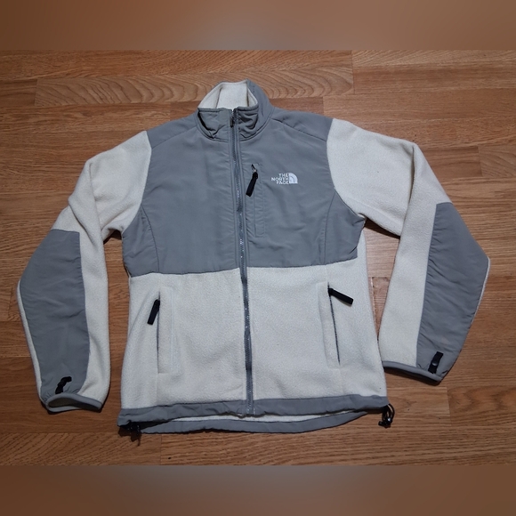 The North Face Jackets & Blazers - The North Face Two-Tone Fleece Jacket - Cream & Gray